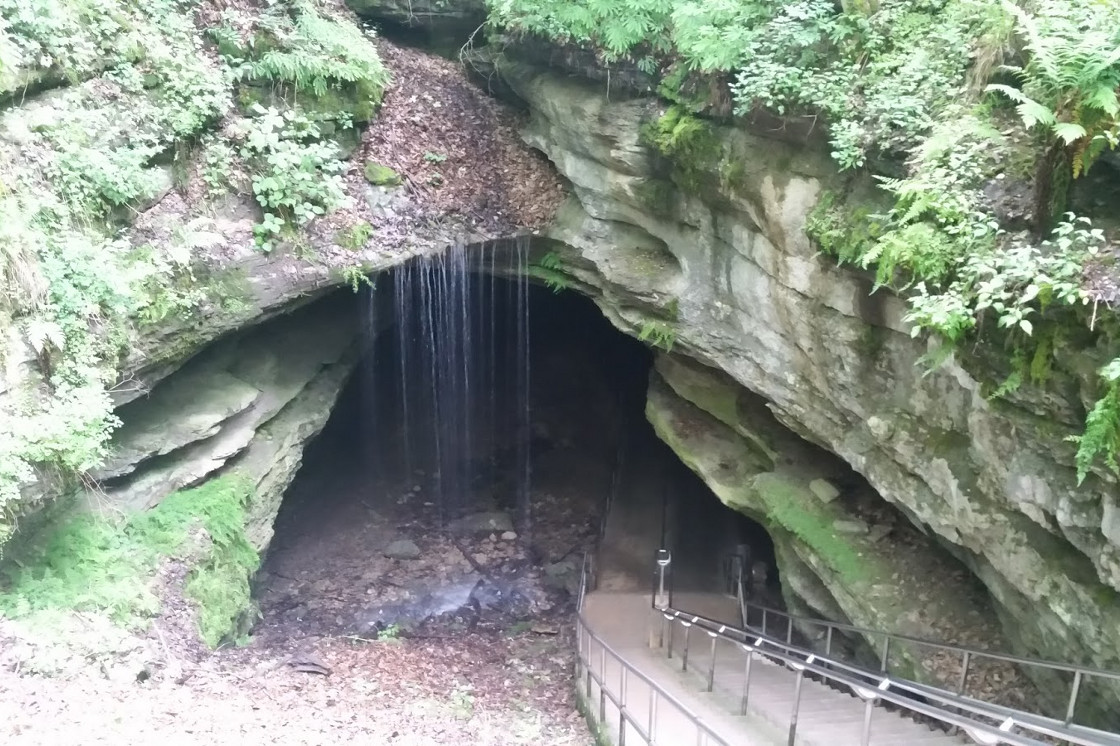 Mammoth Caves entrance