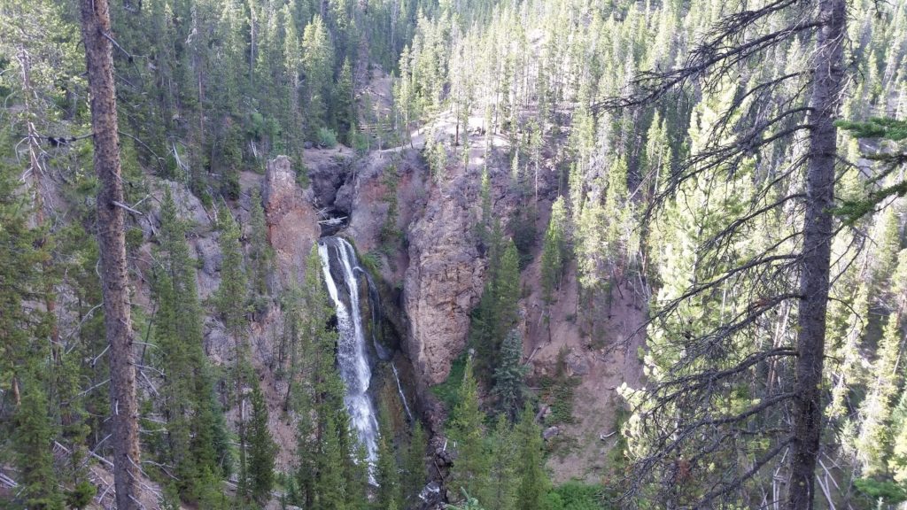 Yellowstone waterfall