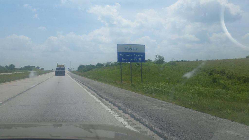 Welcome to Missouri sign