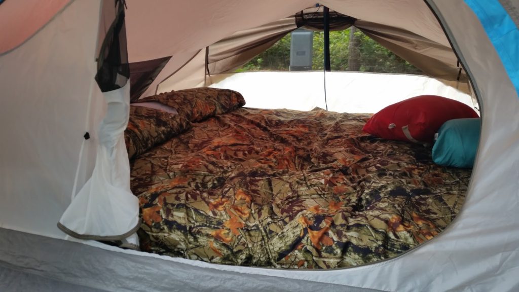 Wisconsin Dells KOA tent