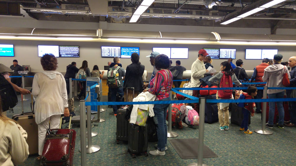 Orlando airport queue