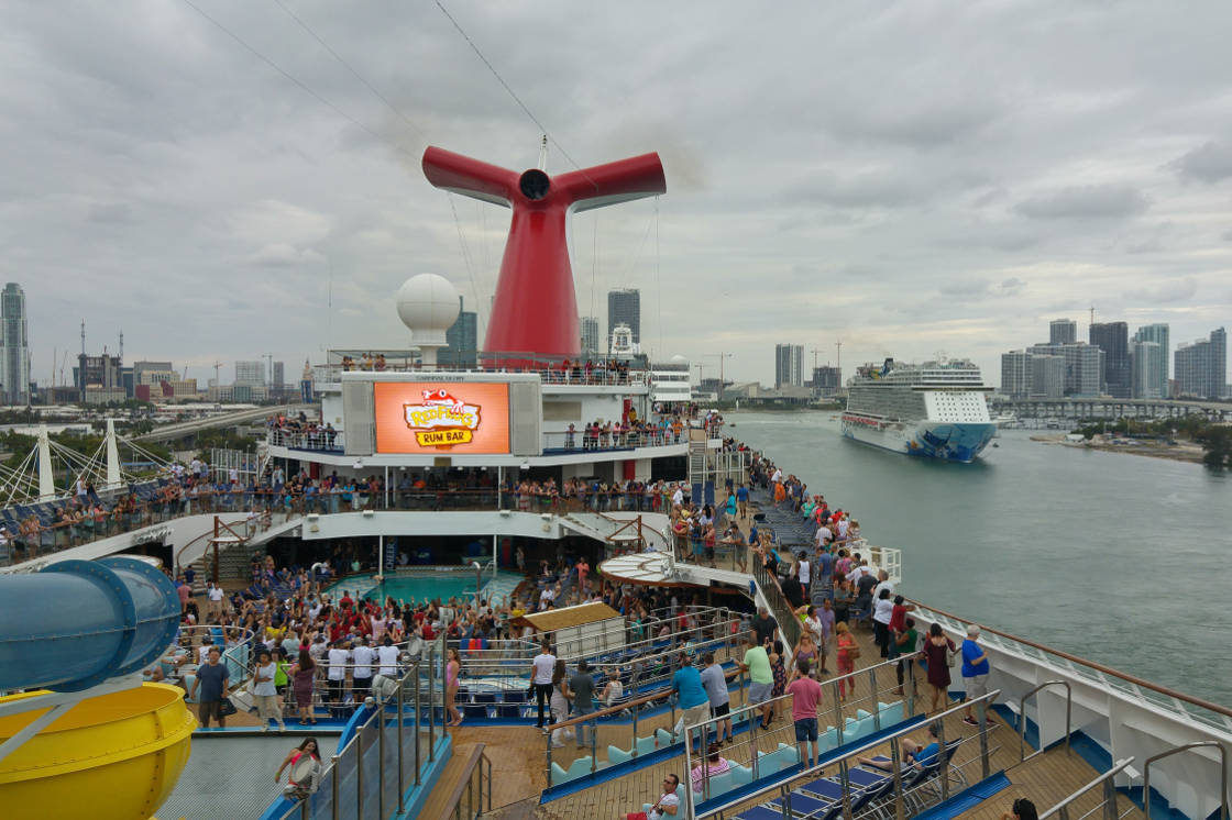 Caribbean cruise header