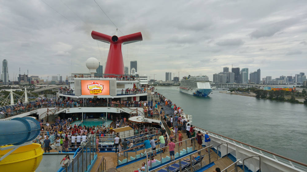 Ship sail away party