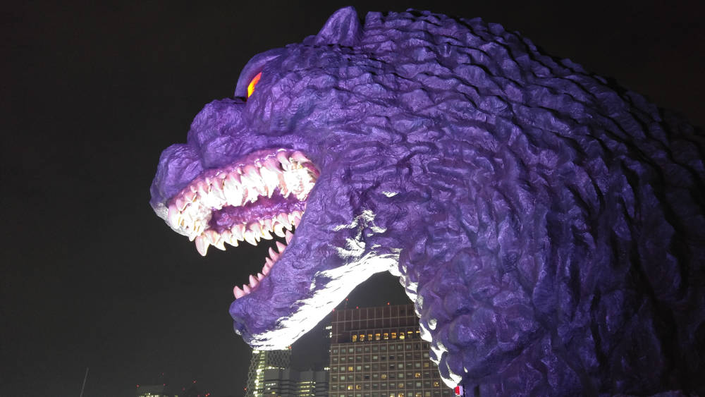 Godzilla on top of Hotel Gracery