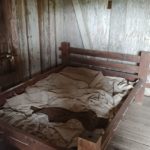 Slave bed