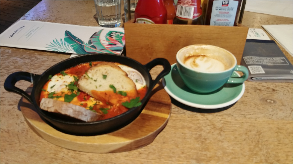Gatwick breakfast