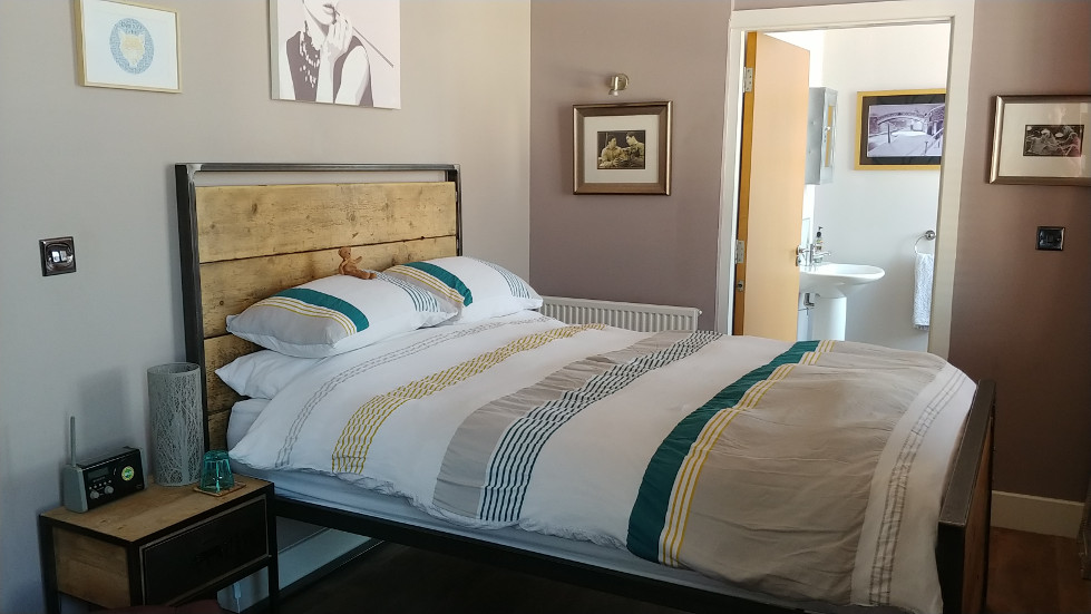 Leicester room