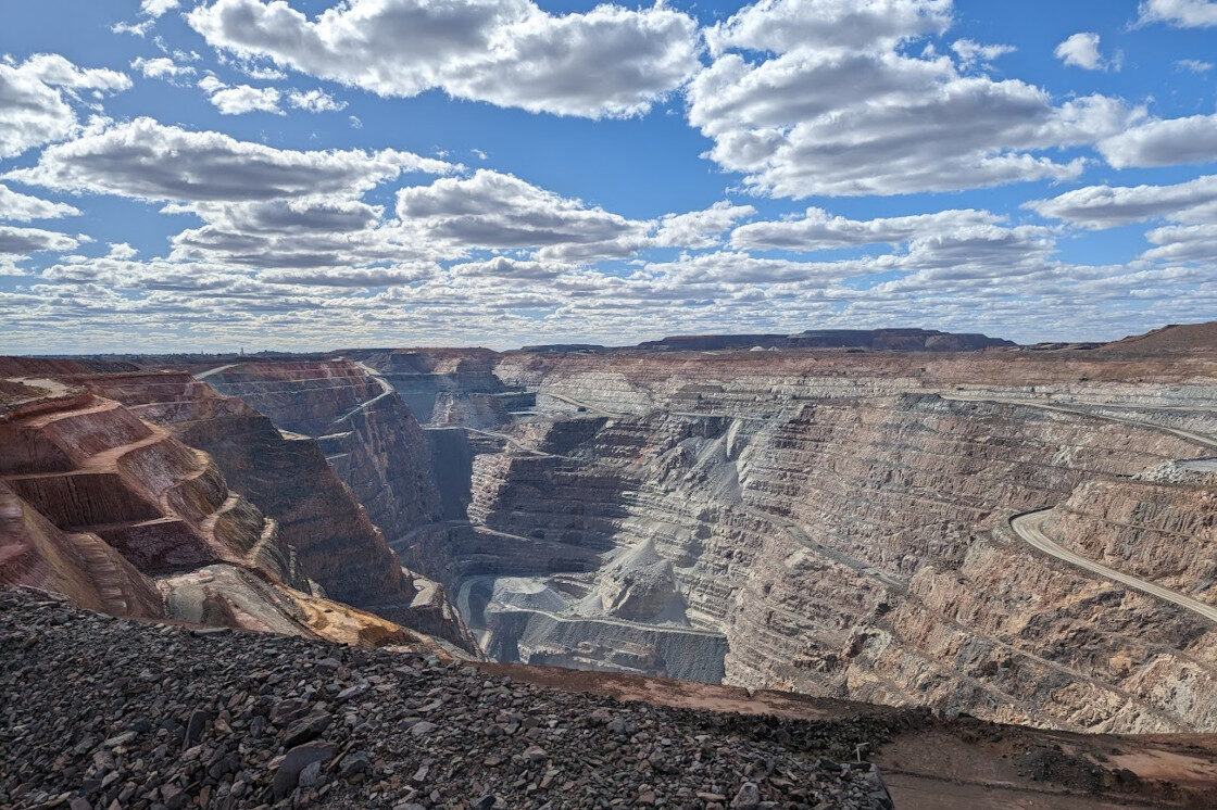 Kalgoorlie pit cover photo